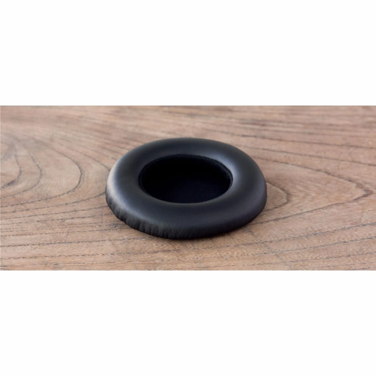 Final Audio - Ear Pad Cushions (B-Type) - Replacement Headphone Earpads (Pair) 3 Final Audio - Ear Pad Cushions (B-Type) - Replacement Headphone Earpads (Pair)