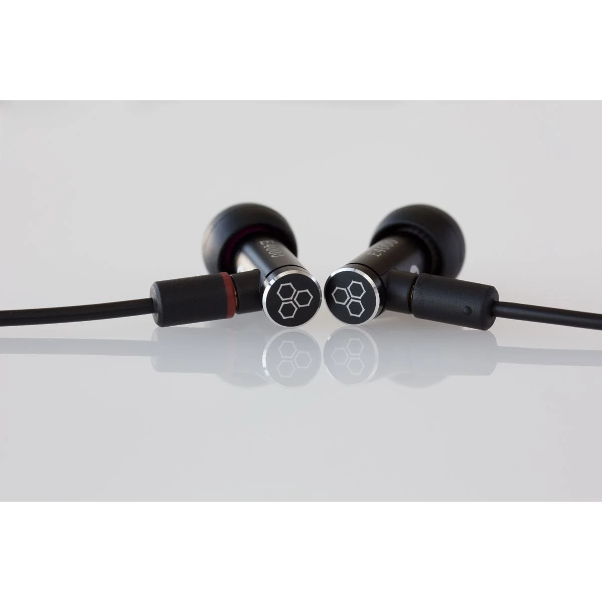 Final Audio - E4000 - Dynamic Driver In-Ear Headphones 5 Final Audio - E4000 - Dynamic Driver In-Ear Headphones - Image 3